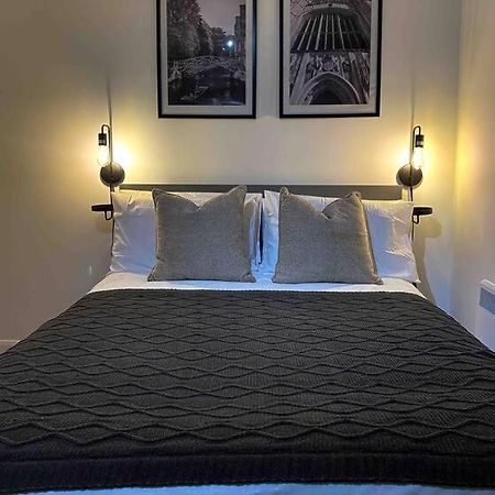 Cozy Studio Near Train Station Cambridge  Ngoại thất bức ảnh