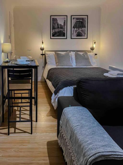 Cozy Studio Near Train Station Cambridge  Ngoại thất bức ảnh